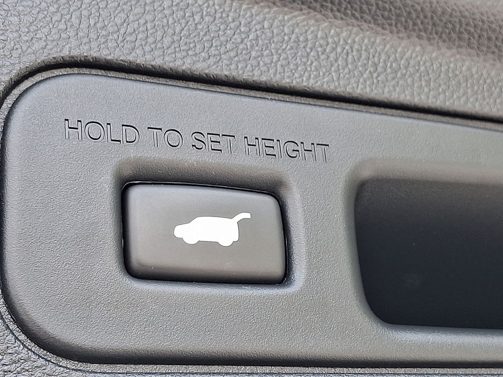 2023 Acura MDX SH-AWD A-Spec photo 27