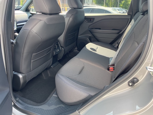 2025 Subaru Forester Premium photo 3