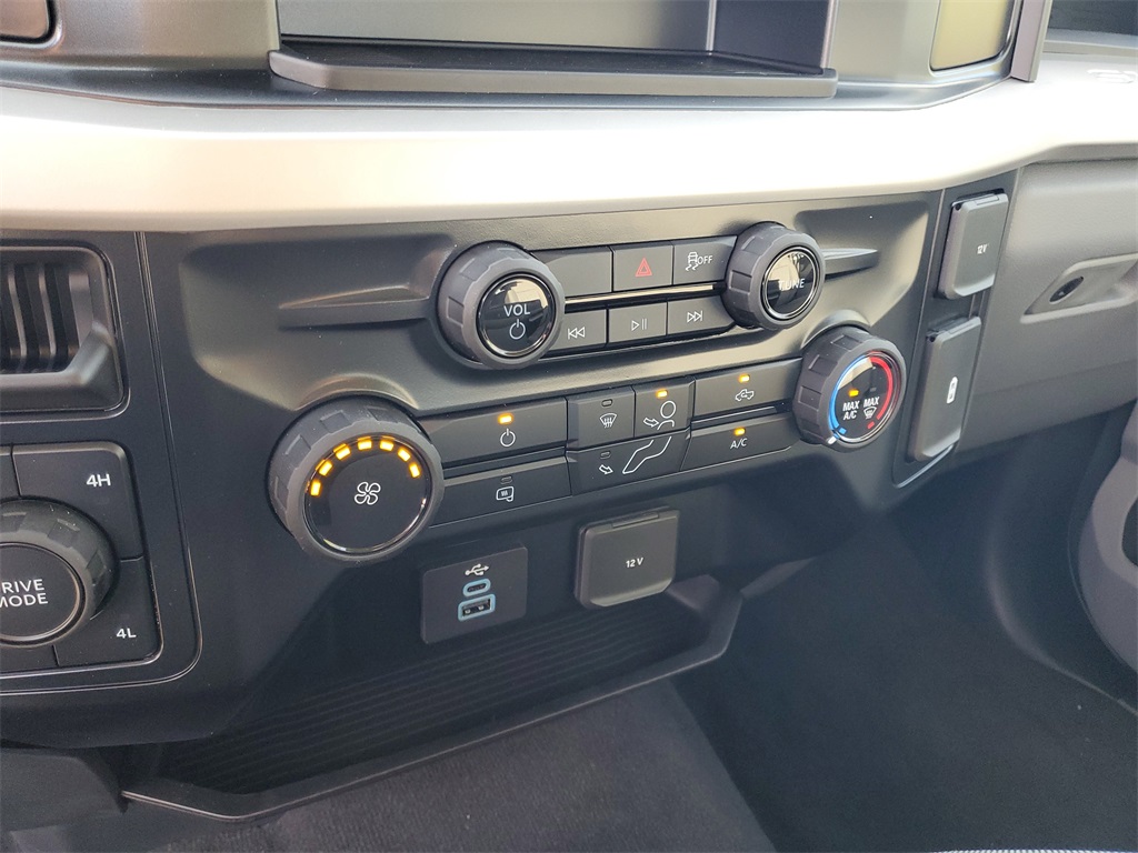 2026 Ford F-250 XL photo 16