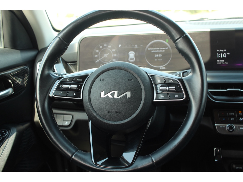 2024 Kia Seltos X-Line photo 20