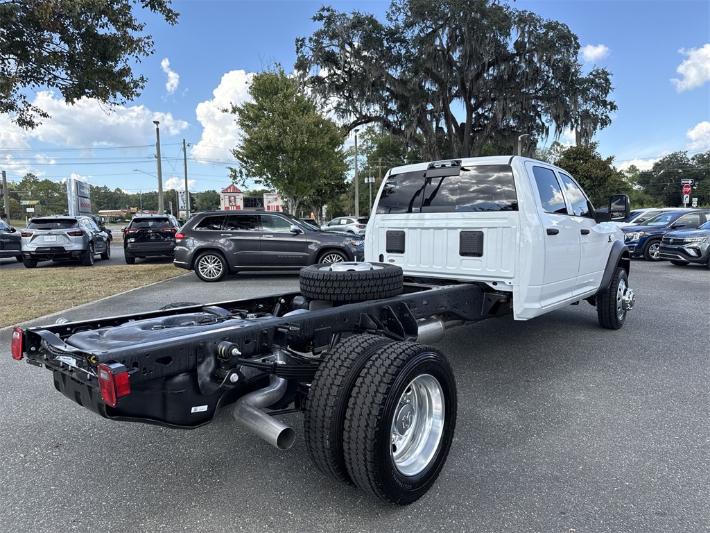 2026 Ram 4500 Tradesman photo 3