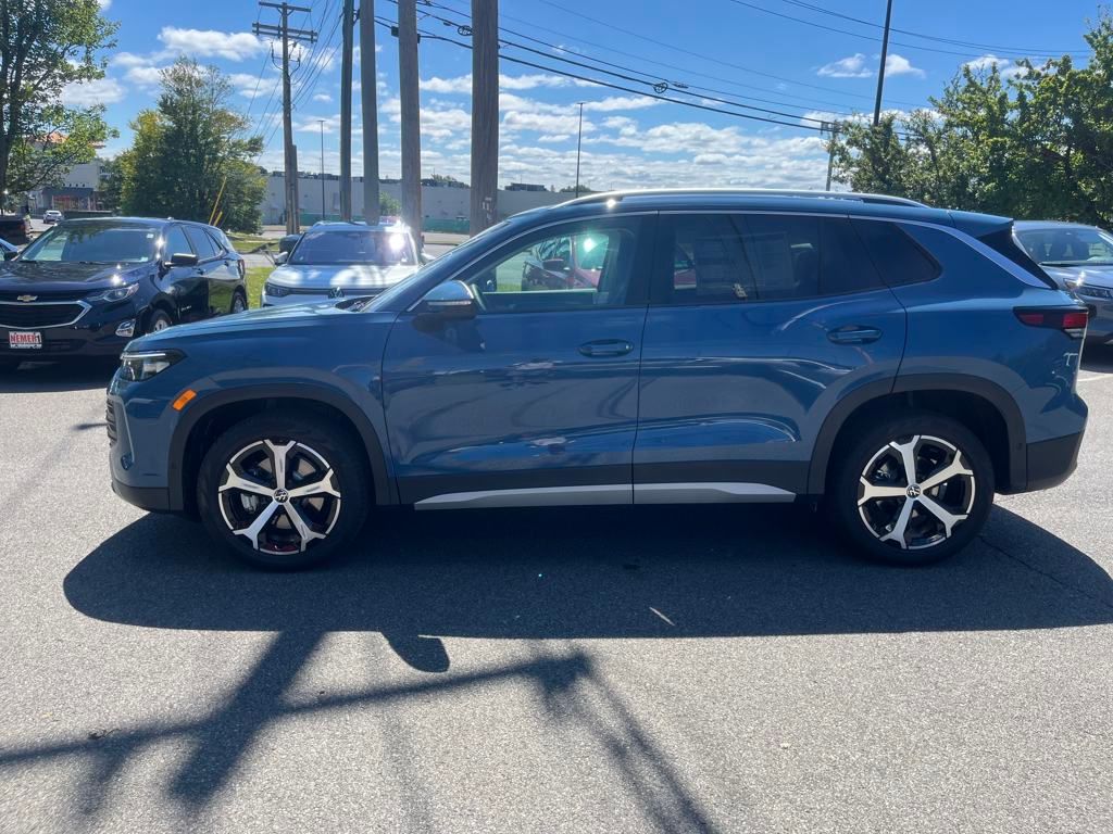 2025 Volkswagen Tiguan SE photo 4