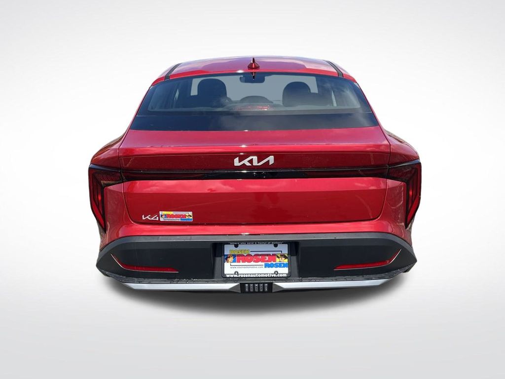 2025 Kia K4 LXS photo 4