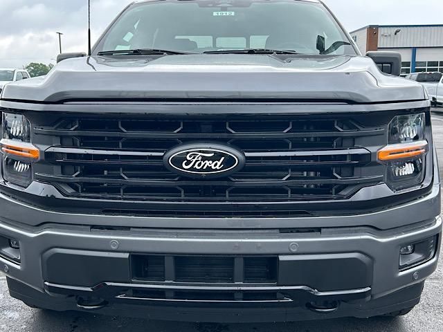 2025 Ford F-150 XLT photo 19