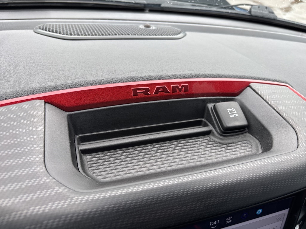 2024 Ram 1500 Rebel photo 17