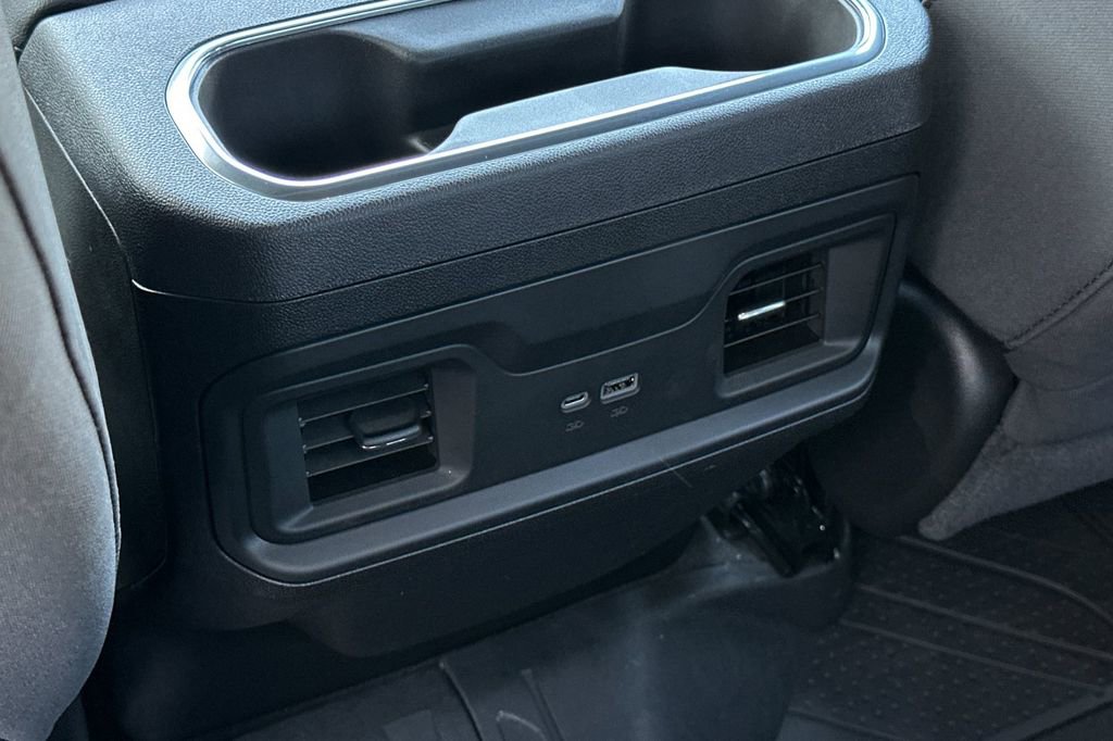 2025 Chevrolet Silverado 1500 photo 14