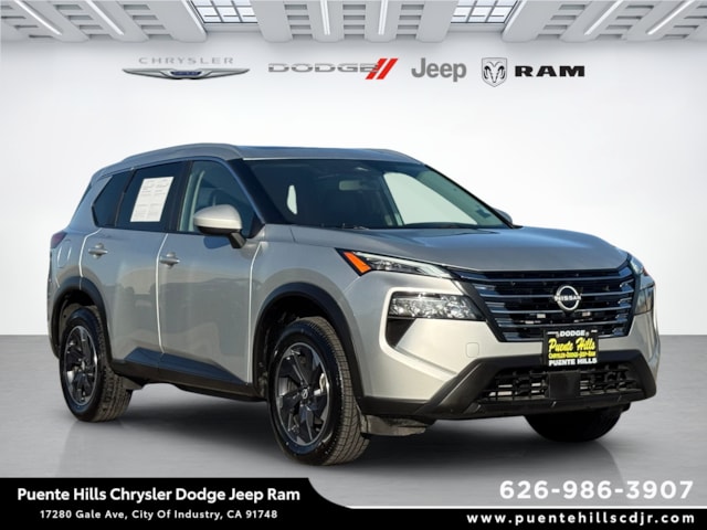 2025 Nissan Rogue SV