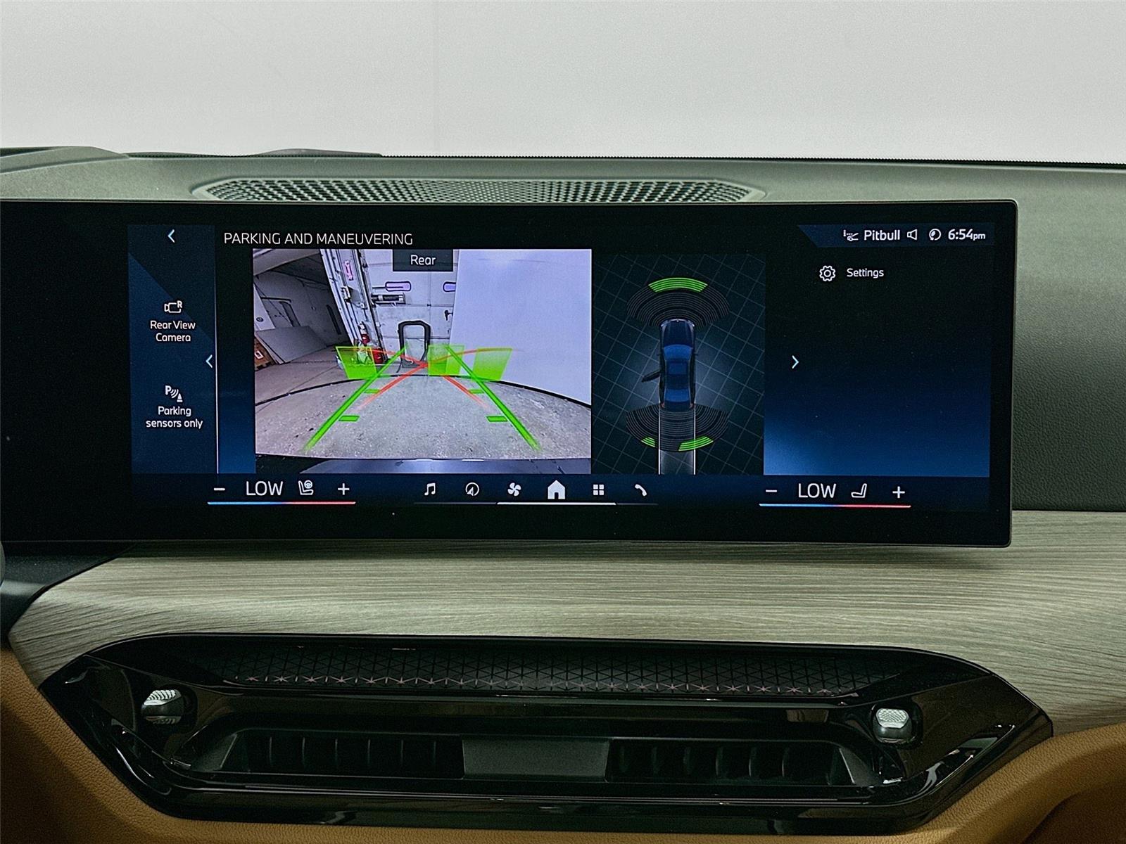 2025 Bmw 330i xDrive photo 14