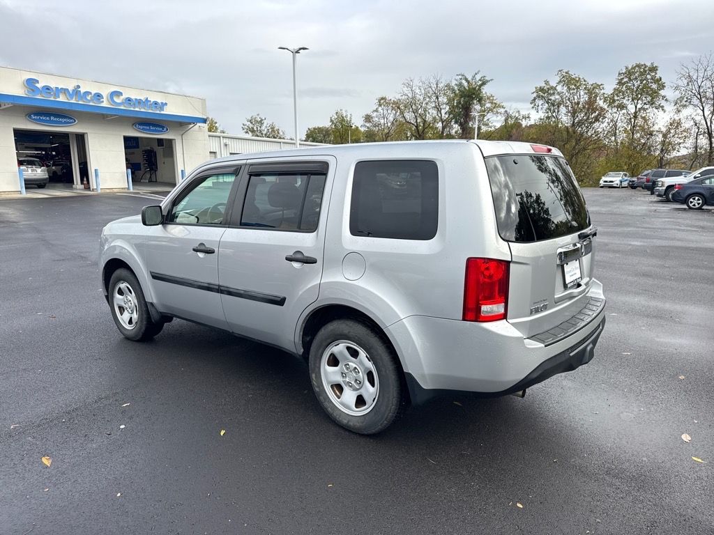 2013 Honda Pilot LX photo 2