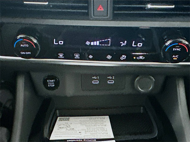 2026 Nissan Rogue SV photo 15