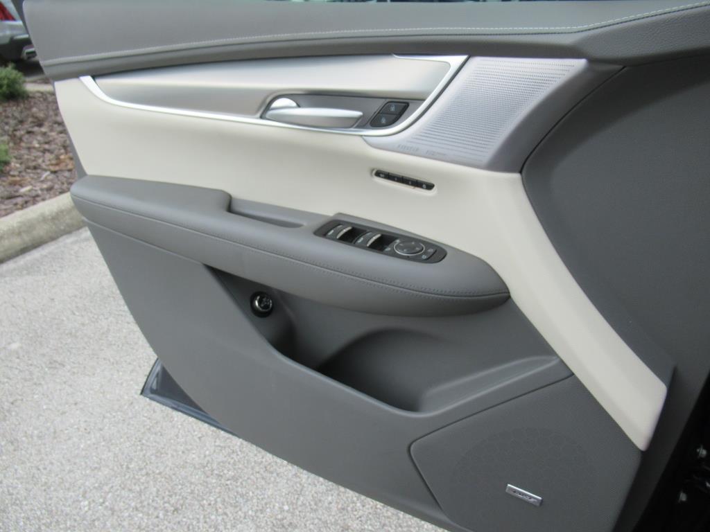 2024 Cadillac XT5 Premium Luxury photo 30