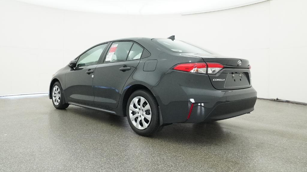 2025 Toyota Corolla LE photo 14