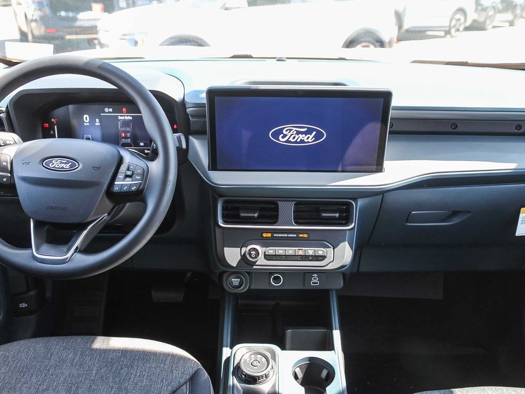 2025 Ford Maverick XLT photo 11