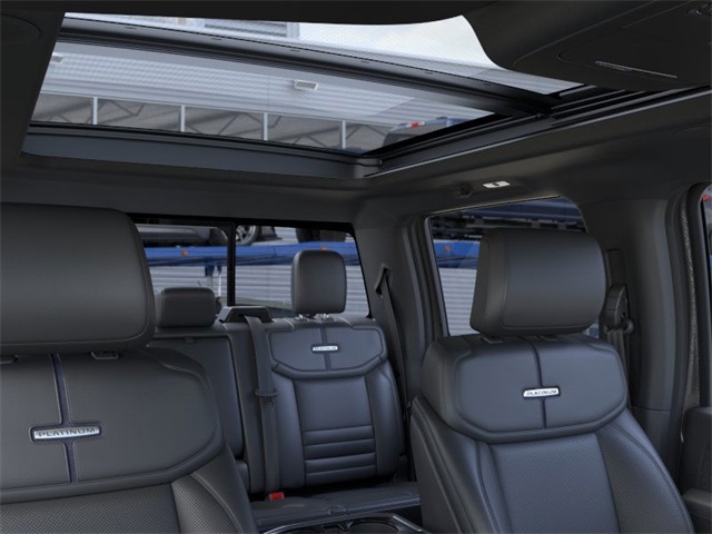 2025 Ford F-150 Platinum photo 19