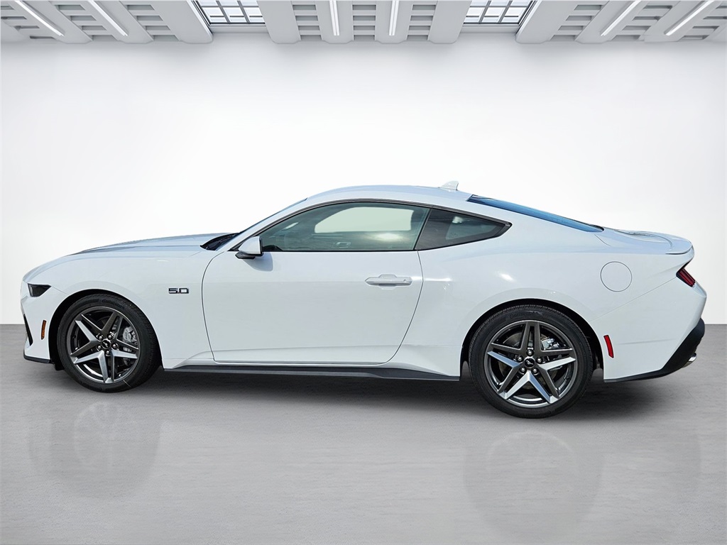 2025 Ford Mustang GT photo 8