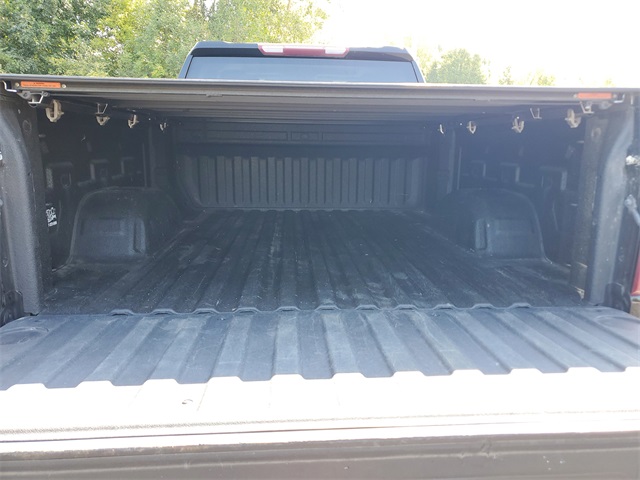2019 Chevrolet Silverado 1500 RST photo 8