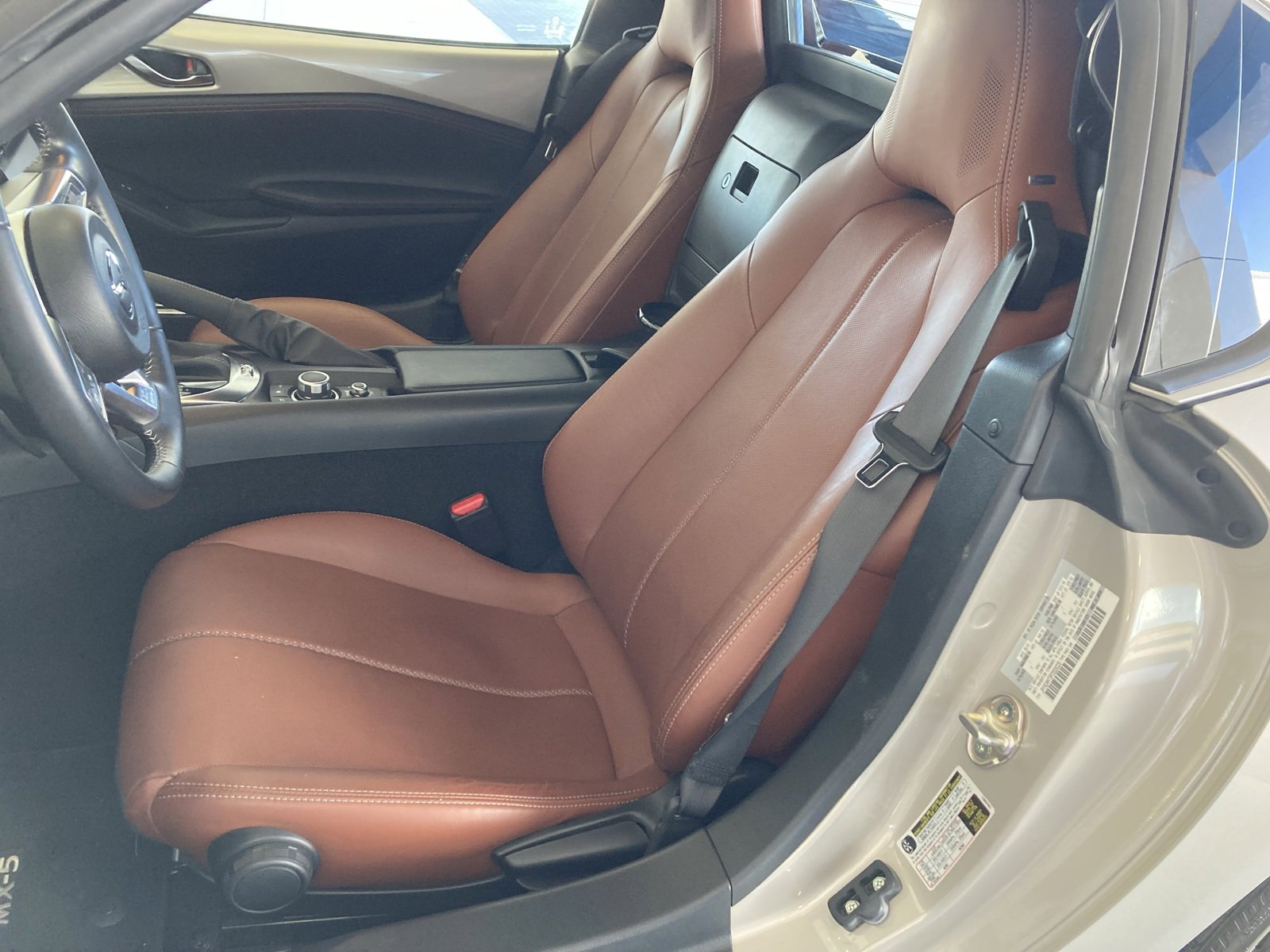 2023 Mazda MX-5 Miata Miata RF Grand Touring photo 27
