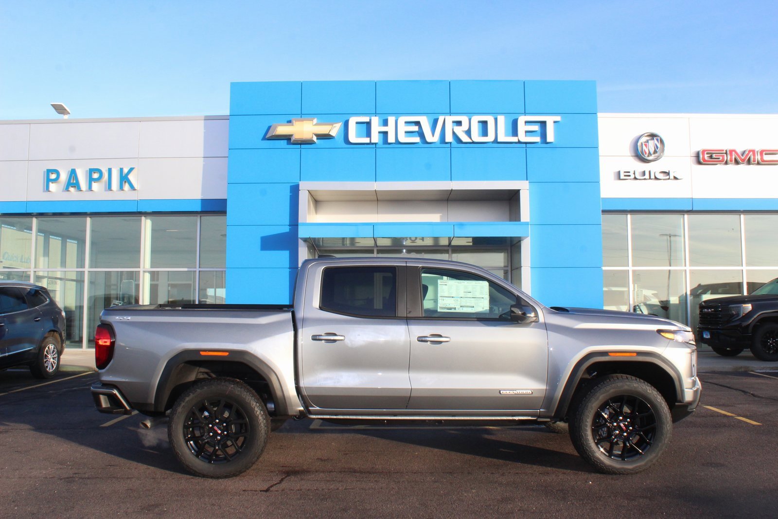 2026 GMC Canyon Elevation's photo