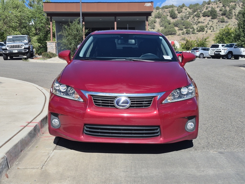 2011 Lexus CT 200h photo 9