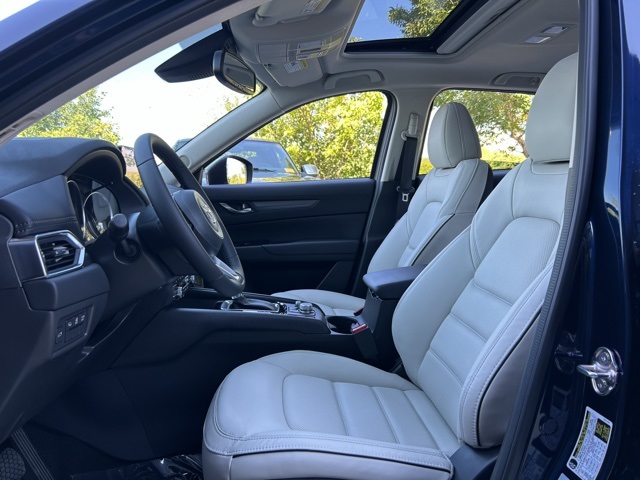 2025 Mazda CX-5 2.5 S Preferred photo 12