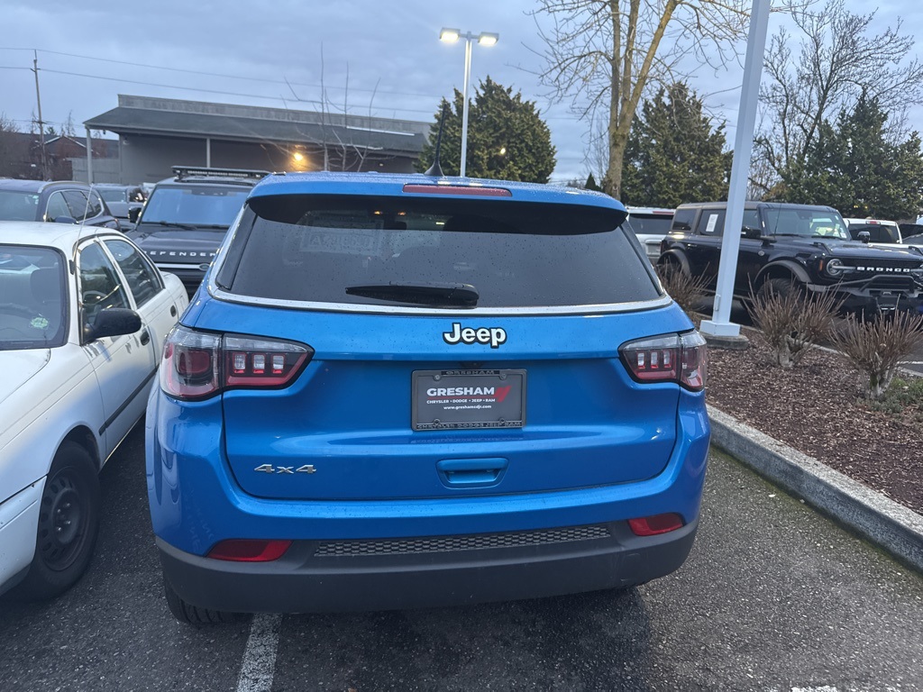 2025 Jeep Compass Sport photo 3