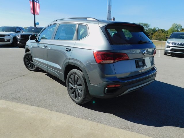 2024 Volkswagen Taos S photo 3