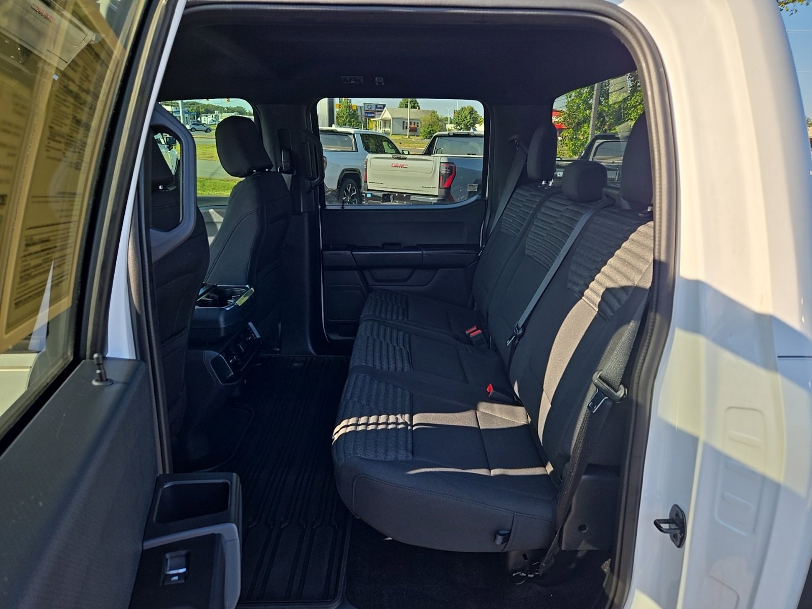 2022 Ford F-150 XL photo 6