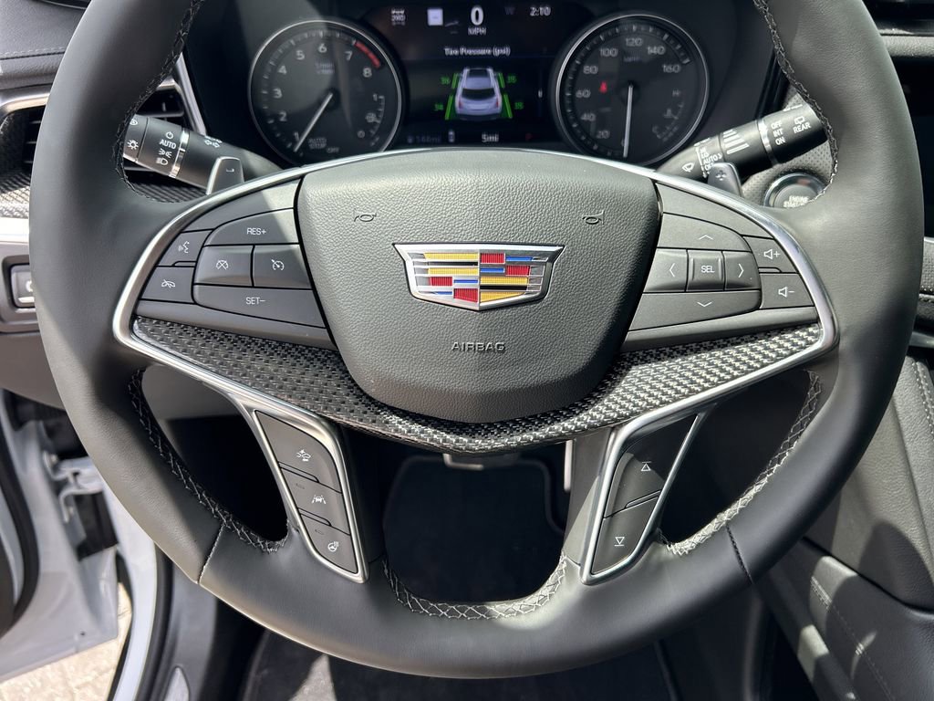 2025 Cadillac XT5 Sport photo 29