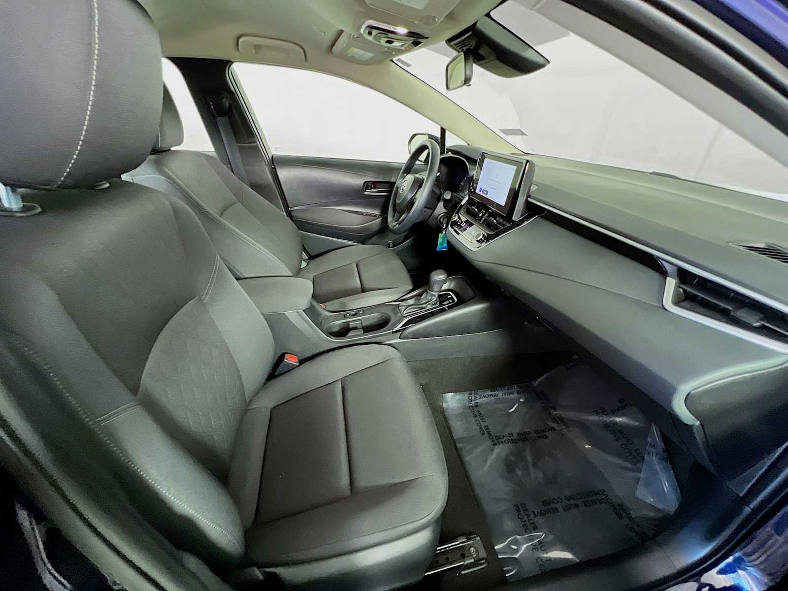 2024 Toyota Corolla LE photo 26