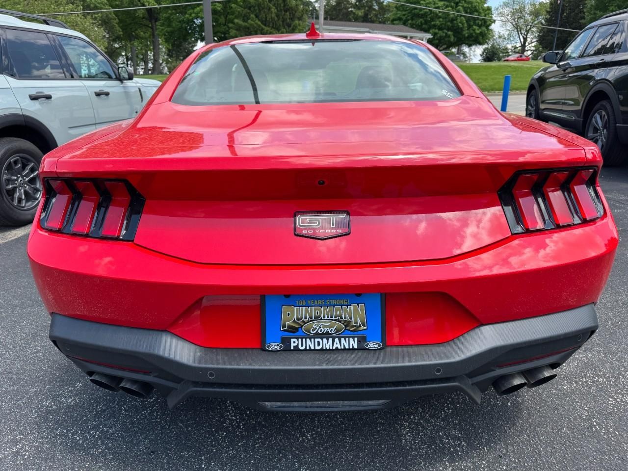 2025 Ford Mustang GT Premium photo 4