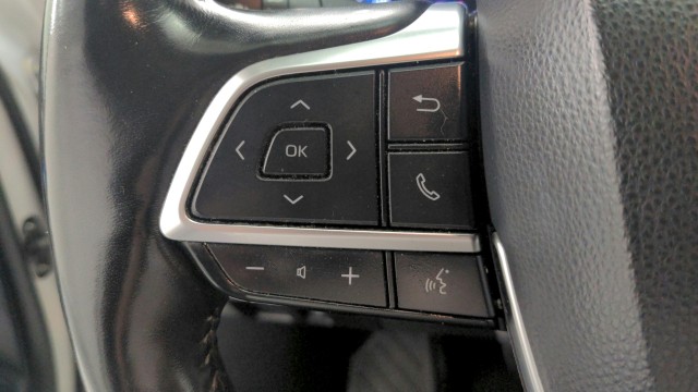 Used 2021 Blizzard Pearl Toyota Hybrid Limited image 18