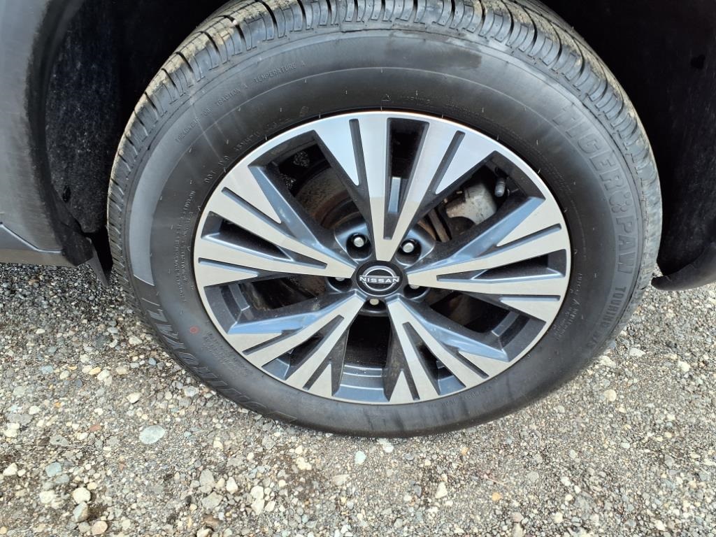 2023 Nissan Rogue SV AWD photo 11