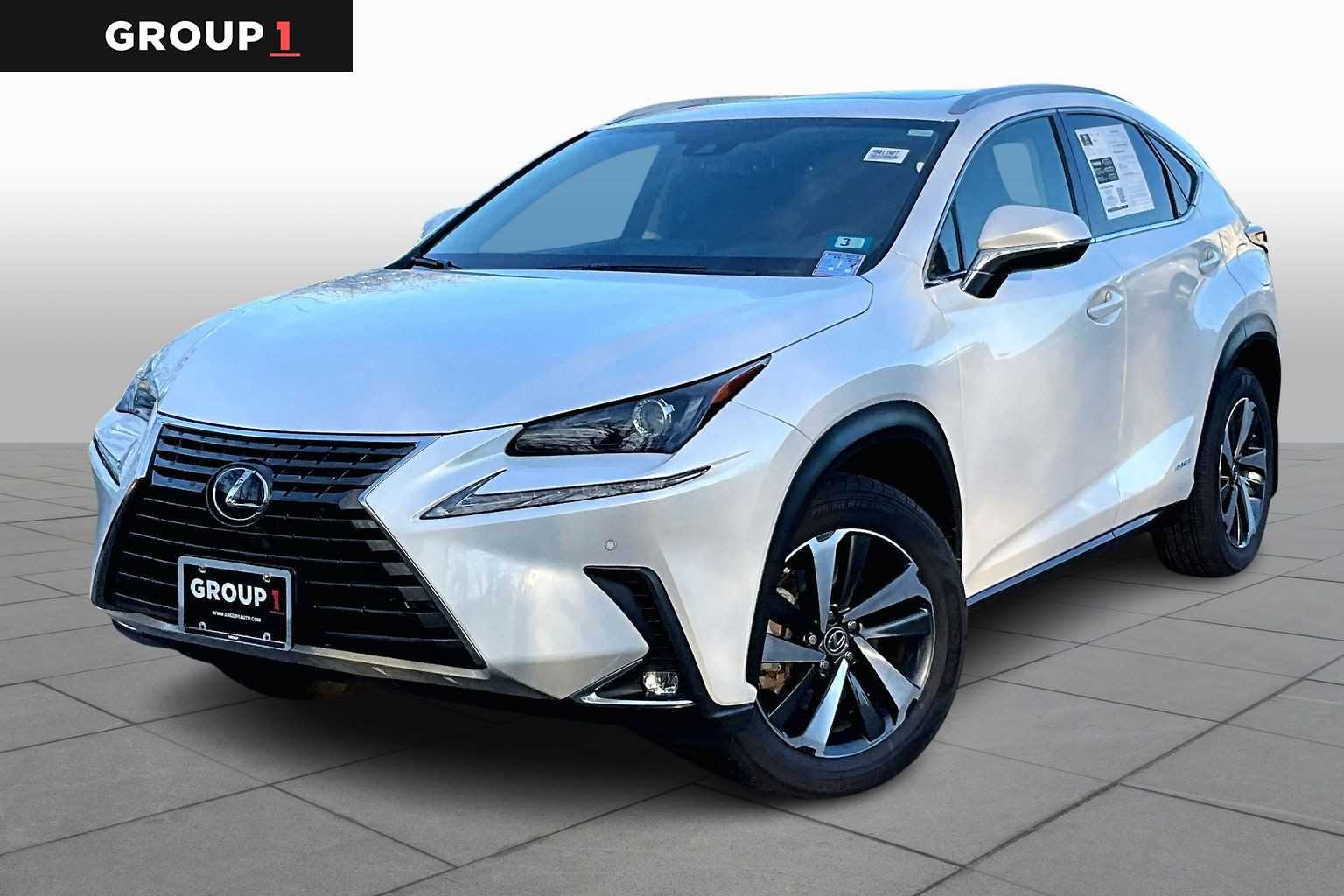 2021 Lexus NX Hybrid 300h's photo