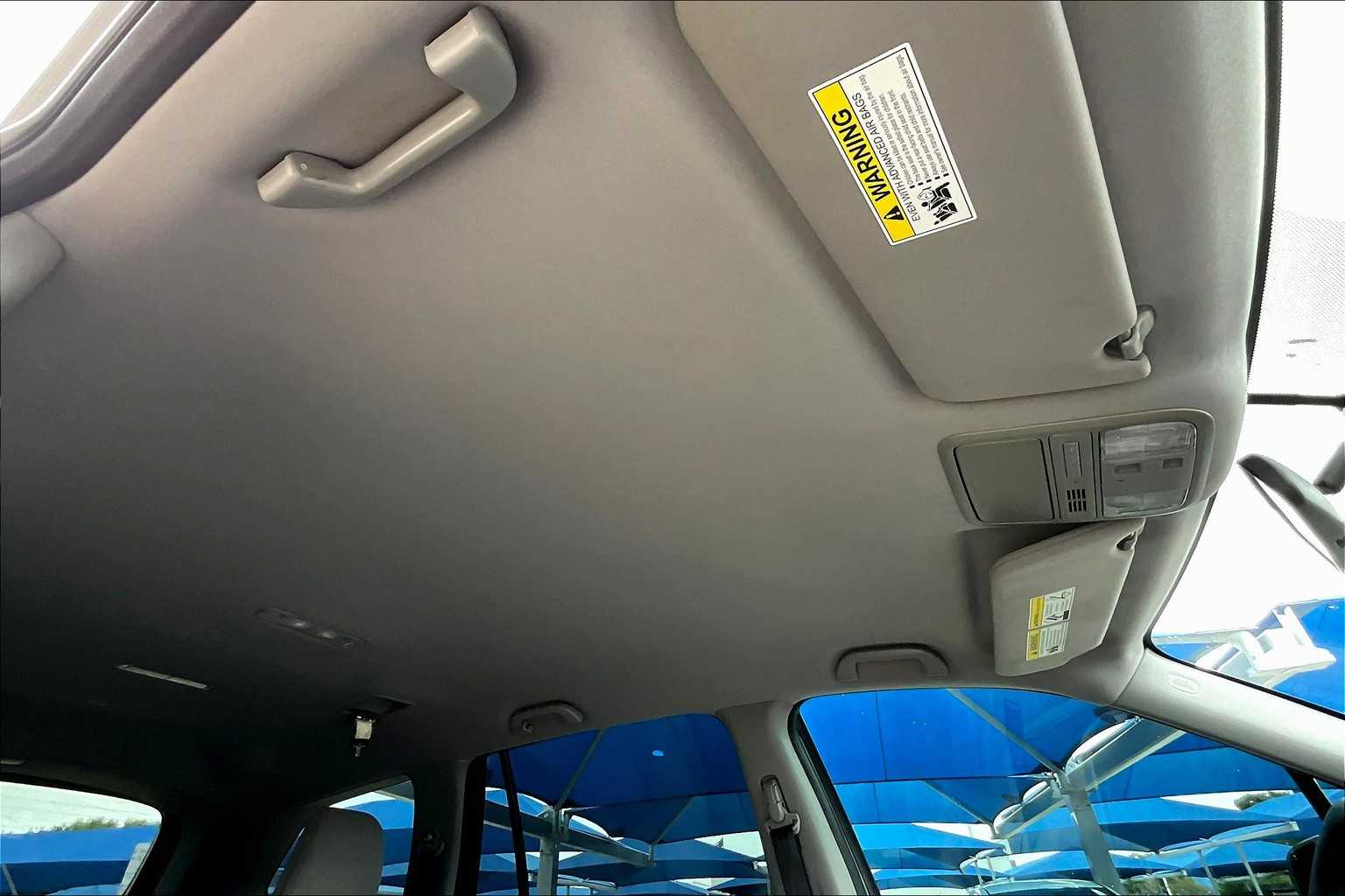2017 Honda Pilot EX photo 13