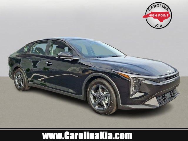 2025 Kia K4 LXS's photo