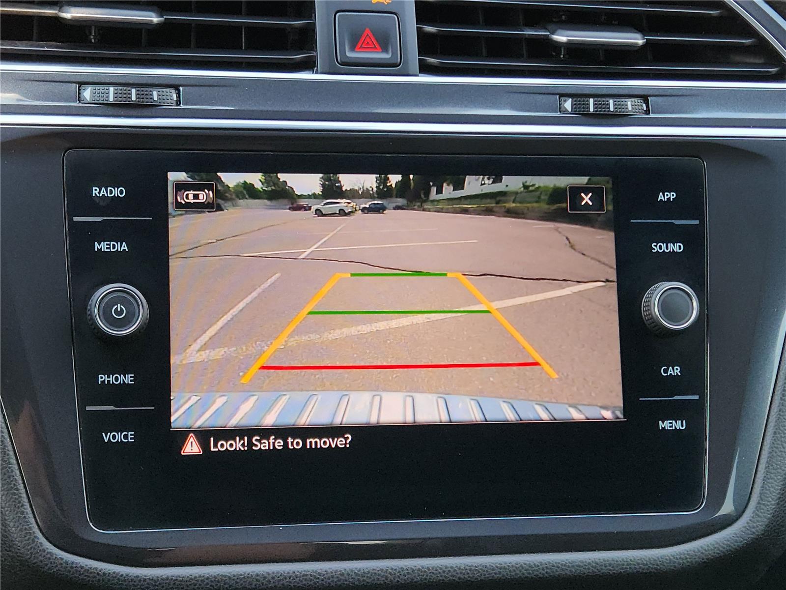 2022 Volkswagen Tiguan SE R-Line Black photo 15