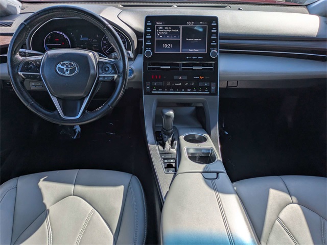 2019 Toyota Avalon Hybrid XLE Plus photo 13