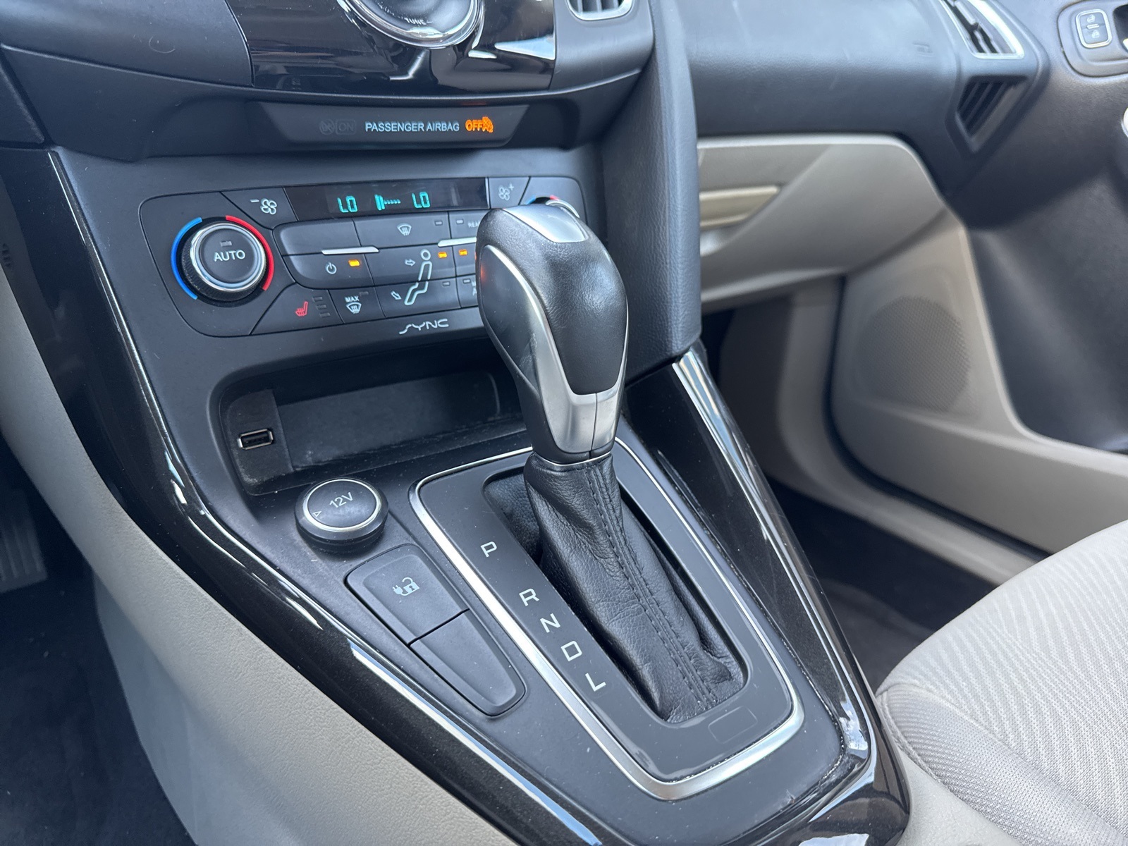 2017 Ford Focus Electric photo 20