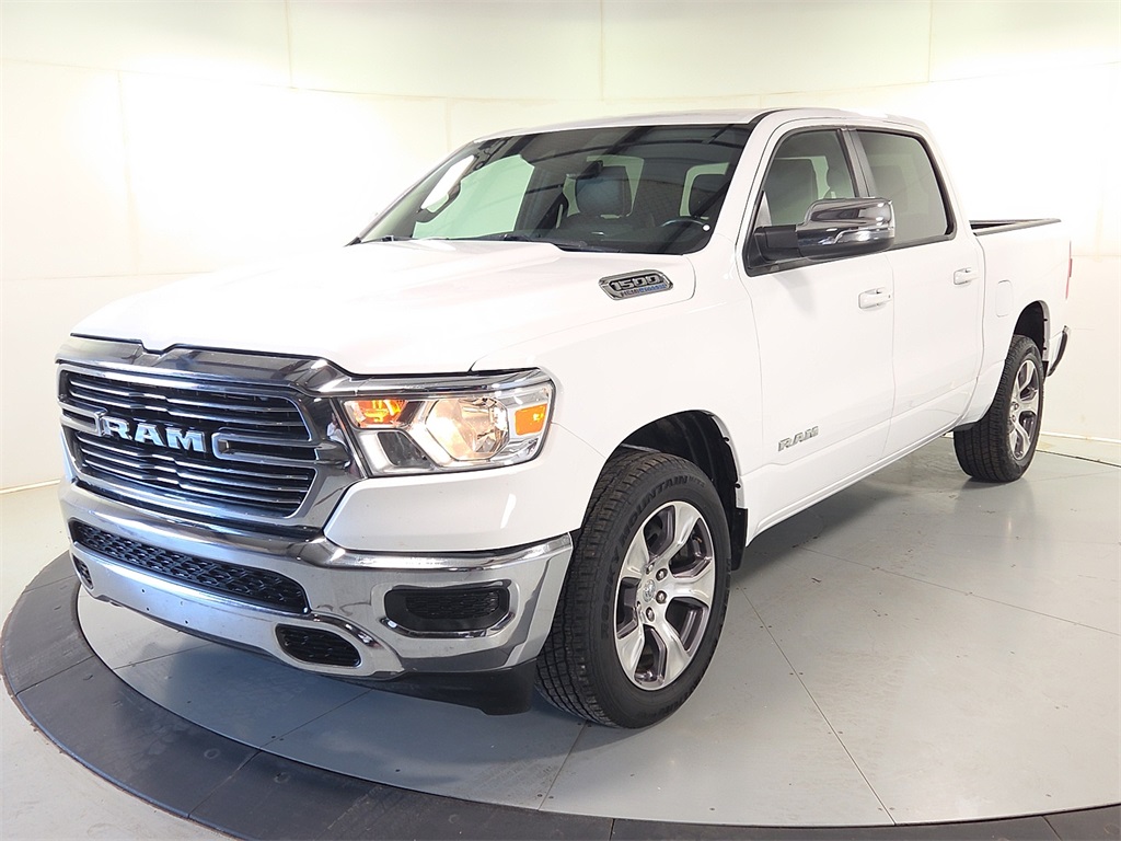 2024 Ram 1500 Laramie photo 3