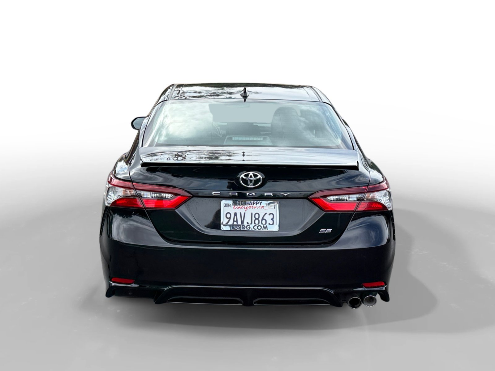 2022 Toyota Camry SE photo 4