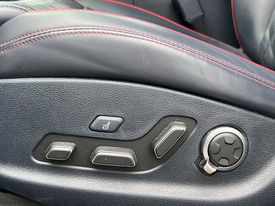 2023 Genesis GV70 3.5T Sport photo 9