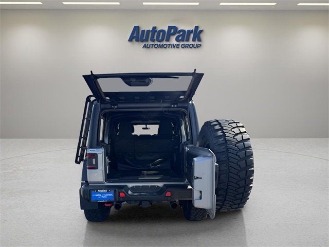 2018 Jeep Wrangler Unlimited Rubicon photo 7