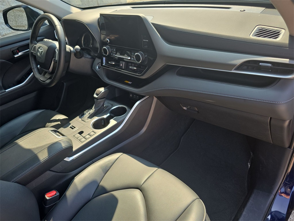 2024 Toyota Highlander Hybrid XLE photo 38