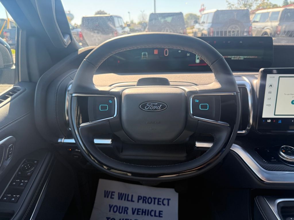 2025 Ford Expedition Platinum MAX photo 9