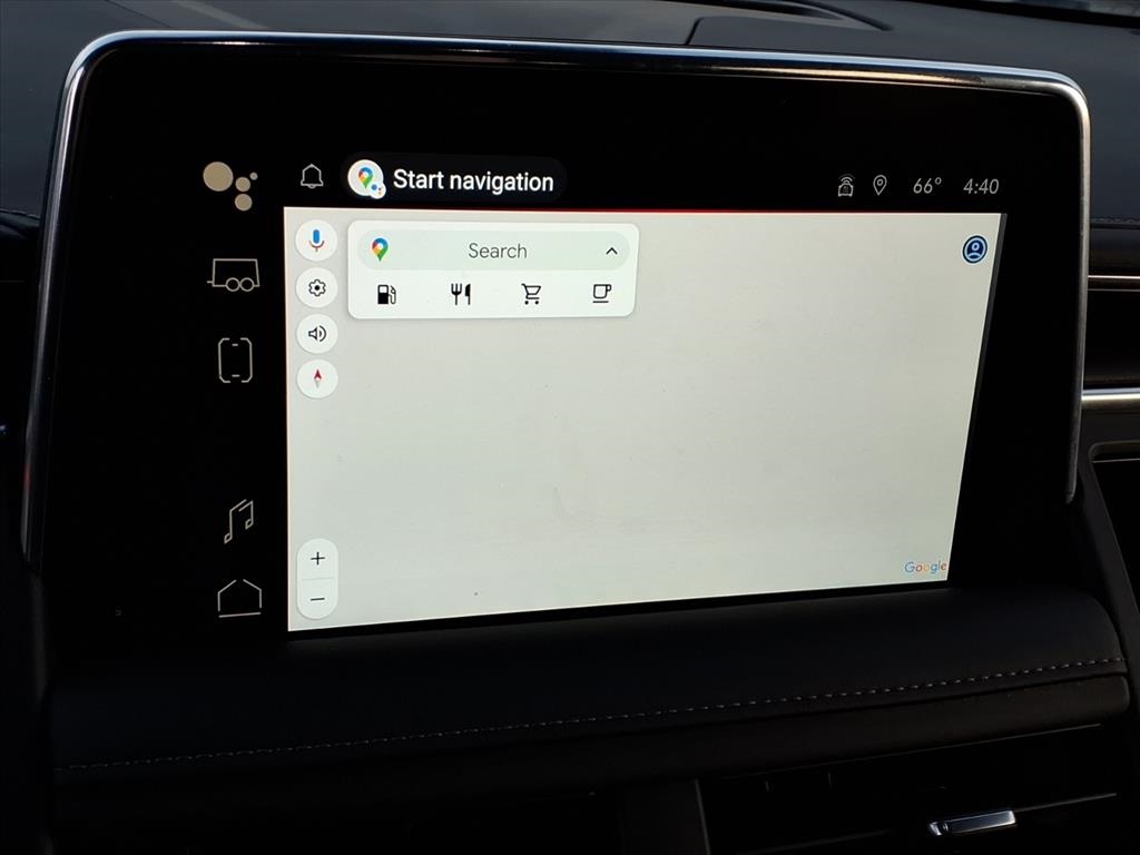 2023 Gmc Yukon SLE photo 3