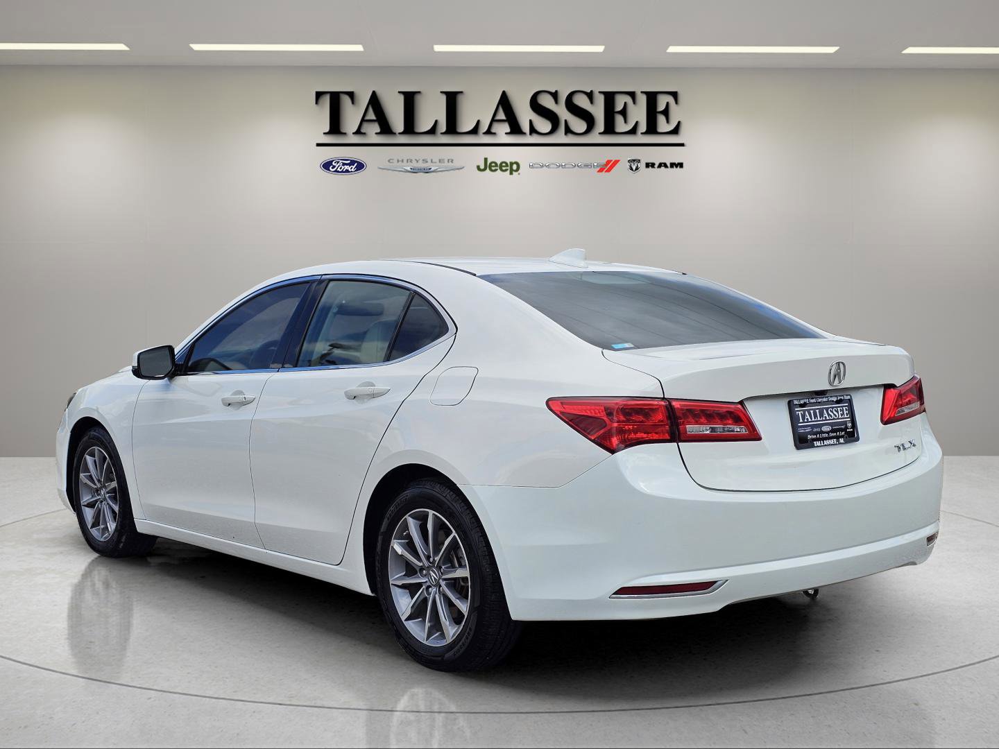 2018 Acura TLX Technology photo 10
