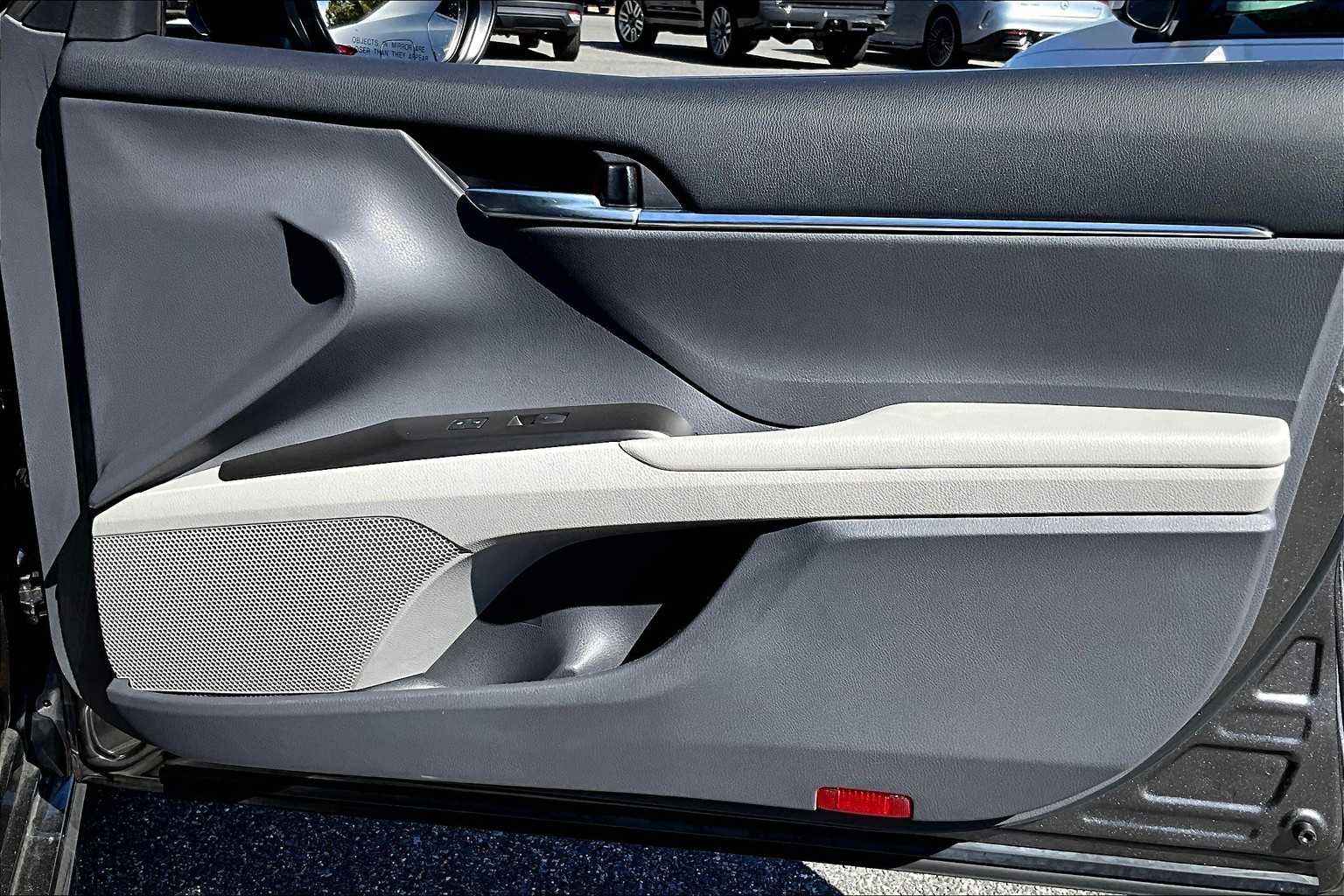2024 Toyota Camry SE photo 21