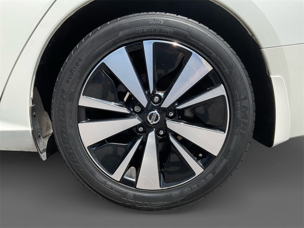 2022 Nissan Altima 2.5 SV photo 10