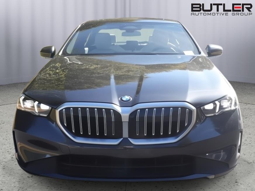 2025 Bmw 530i photo 3