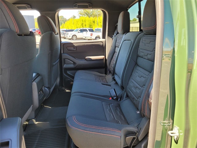 2026 Nissan Frontier Crew Cab PRO-4X photo 10